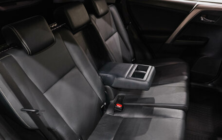 Toyota RAV4, 2016 год, 2 299 000 рублей, 37 фотография