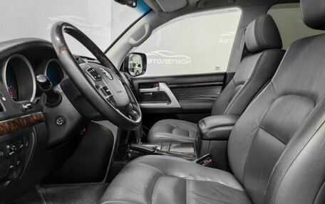 Toyota Land Cruiser 200, 2010 год, 2 750 000 рублей, 10 фотография