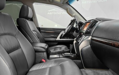 Toyota Land Cruiser 200, 2010 год, 2 750 000 рублей, 16 фотография