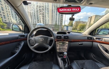 Toyota Avensis III рестайлинг, 2006 год, 600 000 рублей, 5 фотография