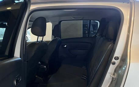 Renault Sandero II рестайлинг, 2017 год, 985 000 рублей, 23 фотография