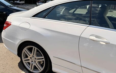 Mercedes-Benz E-Класс, 2012 год, 1 100 000 рублей, 4 фотография