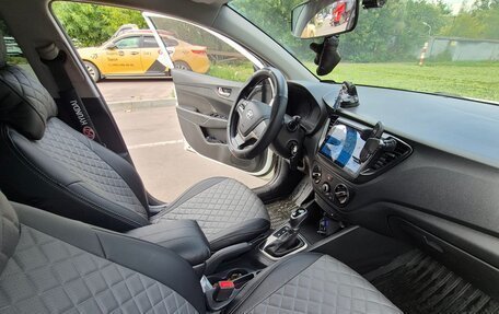 Hyundai Solaris II рестайлинг, 2019 год, 1 100 000 рублей, 5 фотография
