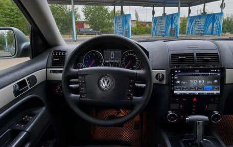 Volkswagen Touareg III, 2010 год, 1 452 000 рублей, 10 фотография