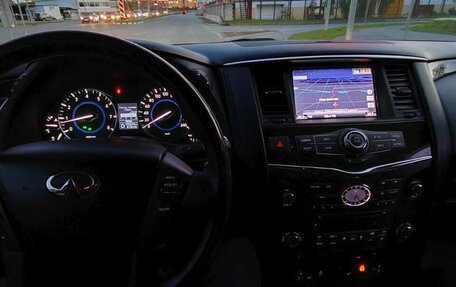 Infiniti QX56, 2013 год, 2 500 000 рублей, 3 фотография
