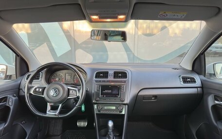 Volkswagen Polo VI (EU Market), 2018 год, 1 397 000 рублей, 2 фотография
