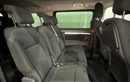 Peugeot Traveller I, 2018 год, 2 397 000 рублей, 10 фотография