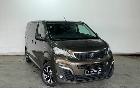Peugeot Traveller I, 2018 год, 2 397 000 рублей, 3 фотография