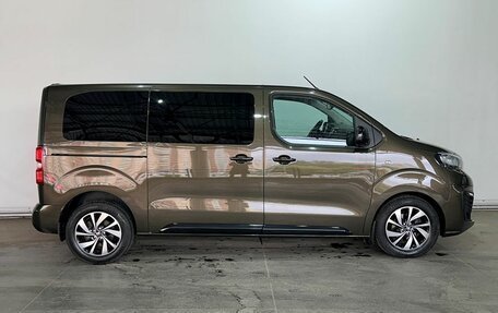 Peugeot Traveller I, 2018 год, 2 397 000 рублей, 7 фотография