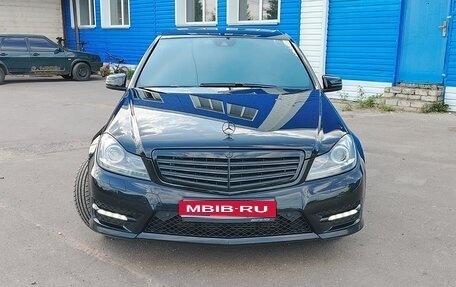Mercedes-Benz C-Класс, 2013 год, 2 000 000 рублей, 1 фотография