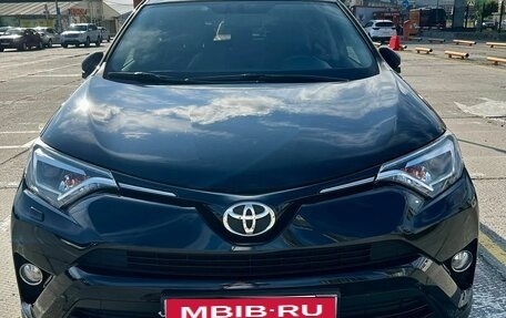 Toyota RAV4, 2018 год, 2 890 000 рублей, 1 фотография
