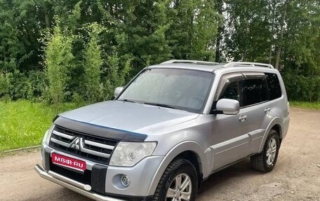 Mitsubishi Pajero IV, 2006 год, 1 135 000 рублей, 1 фотография