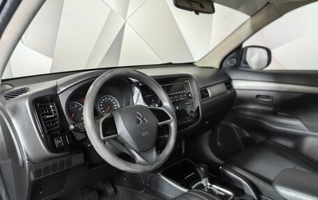 Mitsubishi Outlander III рестайлинг 3, 2018 год, 1 439 000 рублей, 19 фотография