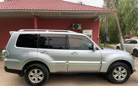 Mitsubishi Pajero IV, 2006 год, 1 135 000 рублей, 4 фотография