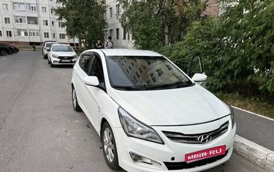 Hyundai Solaris II рестайлинг, 2015 год, 800 000 рублей, 1 фотография