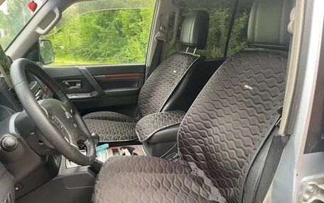 Mitsubishi Pajero IV, 2006 год, 1 135 000 рублей, 10 фотография