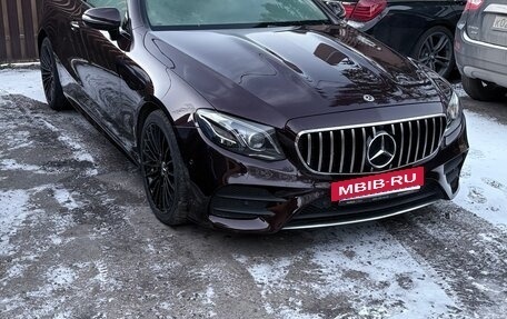 Mercedes-Benz E-Класс, 2018 год, 4 200 000 рублей, 16 фотография