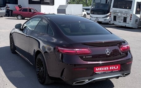 Mercedes-Benz E-Класс, 2018 год, 4 200 000 рублей, 11 фотография