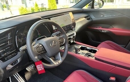 Lexus RX IV рестайлинг, 2023 год, 11 700 000 рублей, 13 фотография