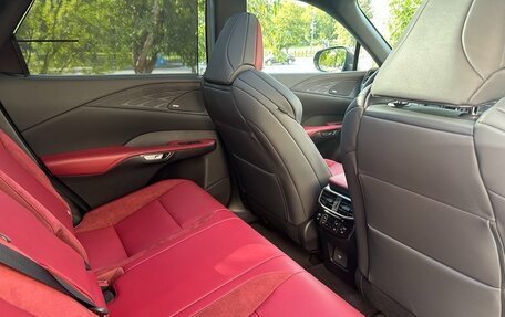 Lexus RX IV рестайлинг, 2023 год, 11 700 000 рублей, 24 фотография