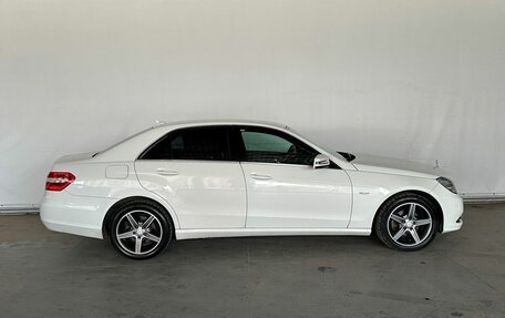 Mercedes-Benz E-Класс, 2011 год, 1 580 000 рублей, 7 фотография