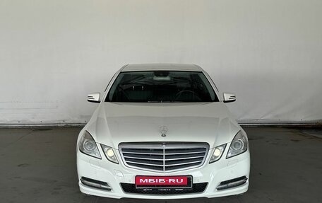 Mercedes-Benz E-Класс, 2011 год, 1 580 000 рублей, 2 фотография