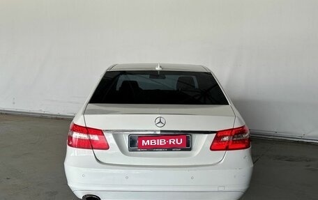 Mercedes-Benz E-Класс, 2011 год, 1 580 000 рублей, 5 фотография