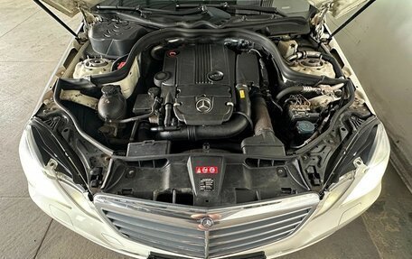 Mercedes-Benz E-Класс, 2011 год, 1 580 000 рублей, 20 фотография