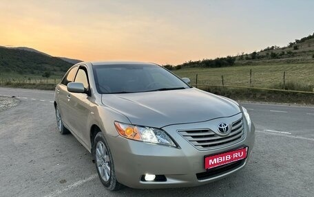 Toyota Camry, 2007 год, 845 000 рублей, 2 фотография