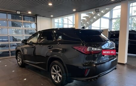 Lexus RX IV рестайлинг, 2018 год, 4 040 000 рублей, 5 фотография