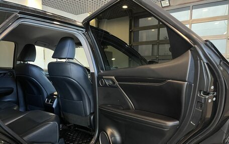 Lexus RX IV рестайлинг, 2018 год, 4 040 000 рублей, 17 фотография