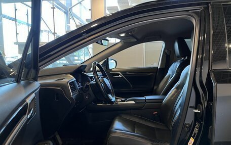 Lexus RX IV рестайлинг, 2018 год, 4 040 000 рублей, 16 фотография