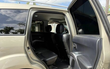 Mitsubishi Outlander III рестайлинг 3, 2007 год, 1 500 000 рублей, 17 фотография