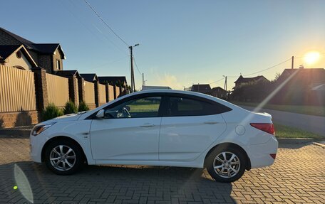 Hyundai Solaris II рестайлинг, 2015 год, 1 120 000 рублей, 9 фотография