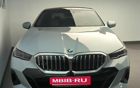 BMW 5 серия, 2025 год, 9 150 000 рублей, 2 фотография