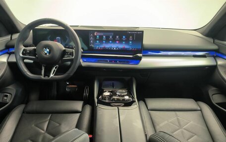 BMW 5 серия, 2025 год, 9 150 000 рублей, 11 фотография