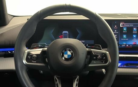 BMW 5 серия, 2025 год, 9 150 000 рублей, 15 фотография