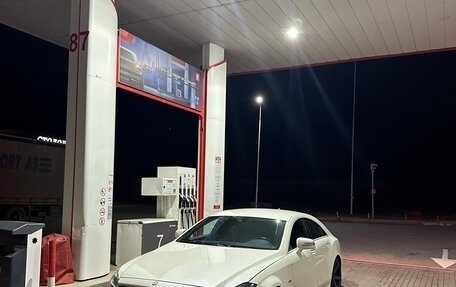 Mercedes-Benz CLS, 2011 год, 1 950 000 рублей, 14 фотография