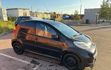 Peugeot 107 I рестайлинг, 2009 год, 310 000 рублей, 3 фотография