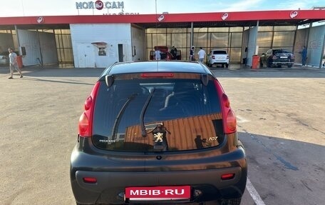 Peugeot 107 I рестайлинг, 2009 год, 310 000 рублей, 2 фотография