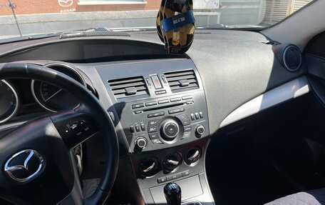 Mazda 3, 2012 год, 915 000 рублей, 2 фотография