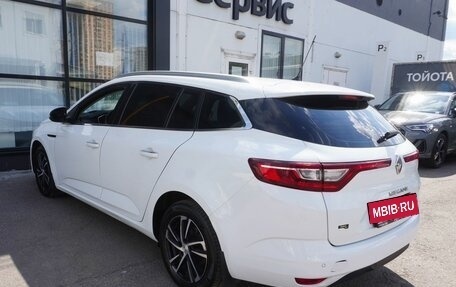 Renault Megane IV, 2018 год, 1 350 000 рублей, 7 фотография