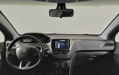 Peugeot 2008 II, 2014 год, 730 000 рублей, 17 фотография