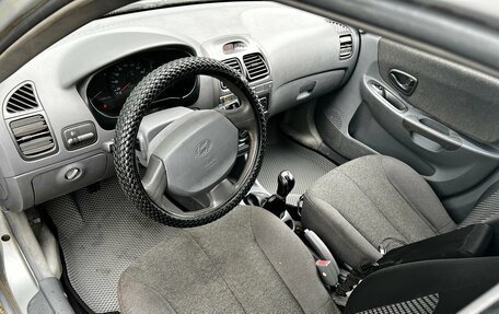 Hyundai Accent II, 2004 год, 250 000 рублей, 3 фотография