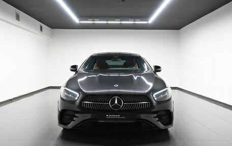 Mercedes-Benz E-Класс, 2021 год, 5 995 000 рублей, 2 фотография
