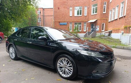 Toyota Camry, 2018 год, 2 550 000 рублей, 5 фотография