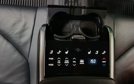 Toyota Camry, 2018 год, 2 550 000 рублей, 20 фотография