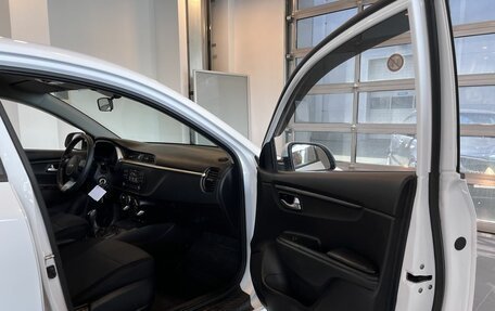 KIA Rio IV, 2022 год, 1 669 000 рублей, 27 фотография