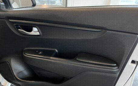 KIA Rio IV, 2022 год, 1 669 000 рублей, 28 фотография
