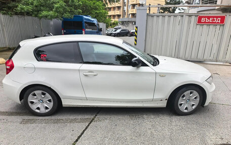 BMW 1 серия, 2011 год, 950 000 рублей, 4 фотография
